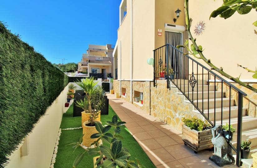 4 bedroom Semi-detached Villa for sale in San Miguel de Salinas with pool - € 239,995 (Ref: 9500262)
