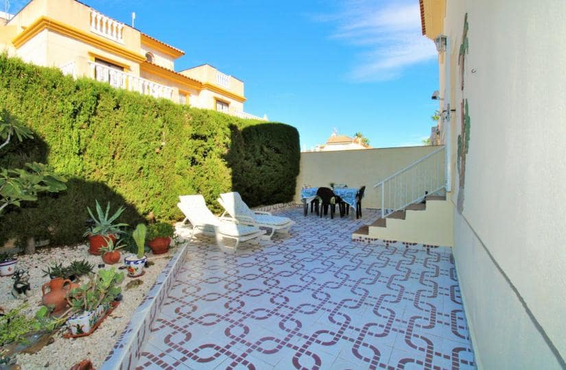 2 bedroom Apartment for sale in Playa Flamenca with pool garage - € 199,000 (Ref: 9500263)
