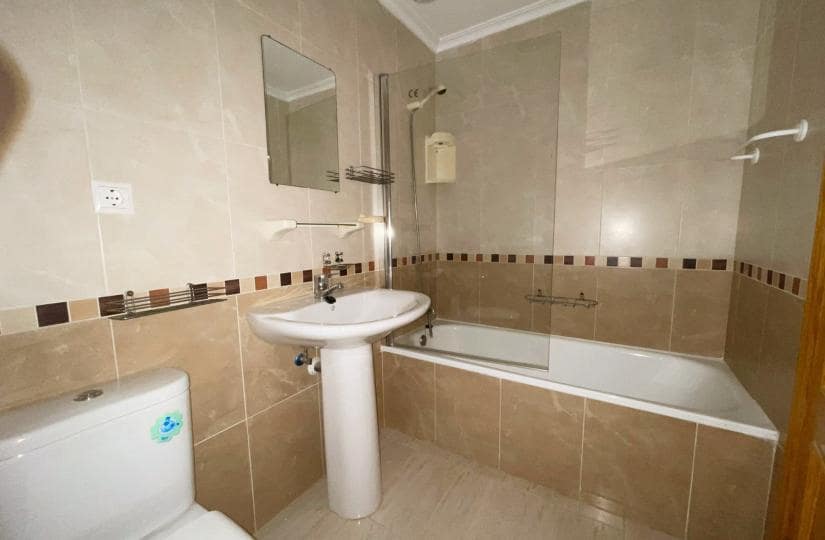 3 soveværelse Lejlighed til salg i Los Montesinos - € 125.000 (Ref: 9503924)