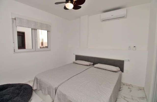 1 Zimmer Apartment zu verkaufen in Villamartin, Orihuela mit Pool - 155.000 € (Ref: 9504743)
