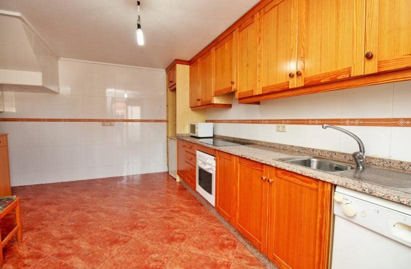 3 slaapkamer Huis te koop in Orihuela Costa met garage - € 199.000 (Ref: 9506362)