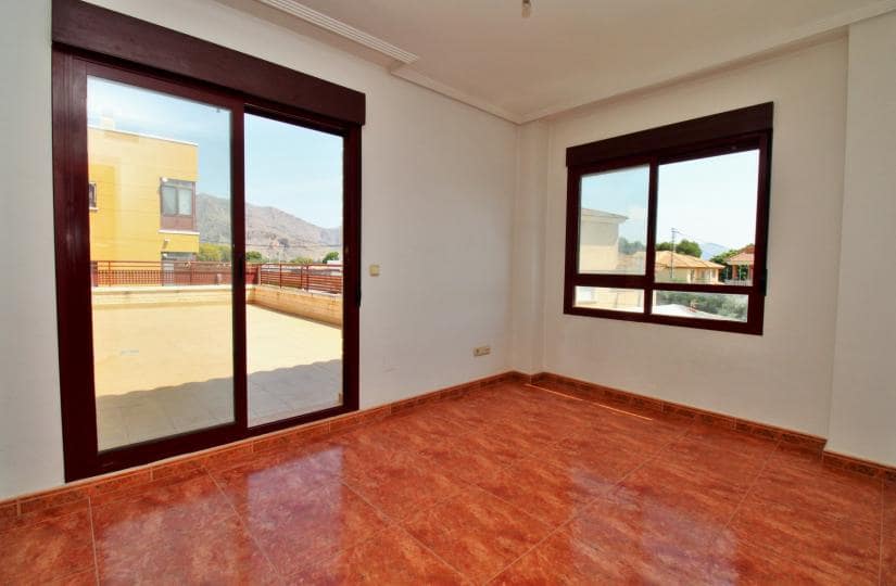 3 slaapkamer Huis te koop in Orihuela Costa met garage - € 199.000 (Ref: 9506362)