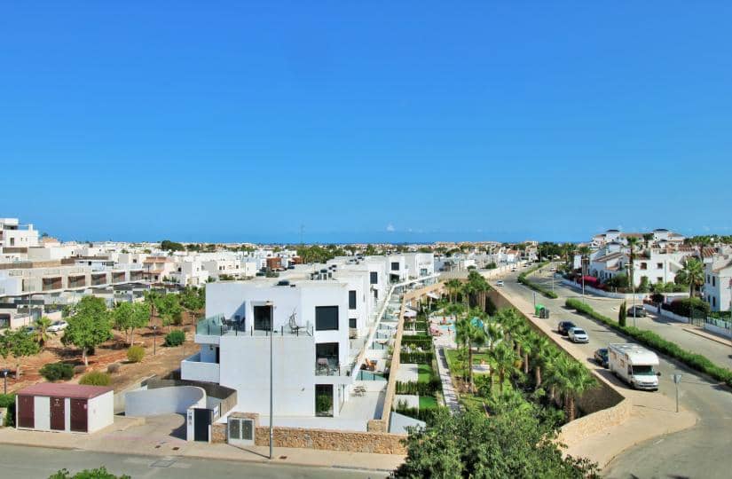 2 soverom Leilighet til salgs i Orihuela Costa med svømmebasseng - € 179 999 (Ref: 9506363)