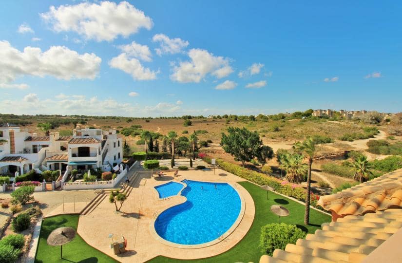 2 soverom Leilighet til salgs i Orihuela Costa med svømmebasseng - € 179 999 (Ref: 9506363)