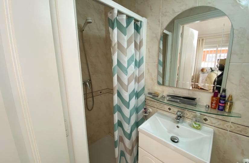 3 slaapkamer Halfvrijstaande villa te koop in Dona Pepa met zwembad garage - € 240.000 (Ref: 9506366)