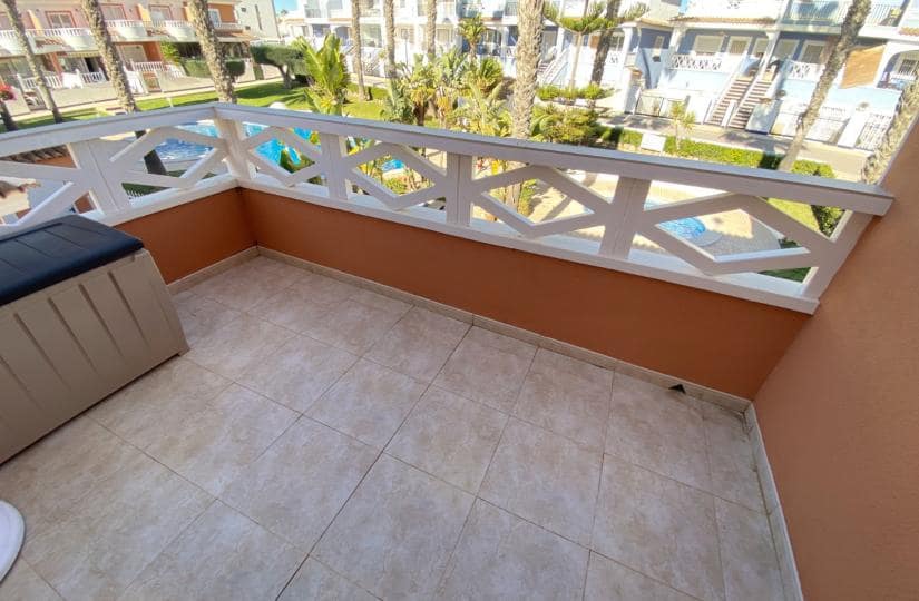 3 slaapkamer Halfvrijstaande villa te koop in Dona Pepa met zwembad garage - € 240.000 (Ref: 9506366)