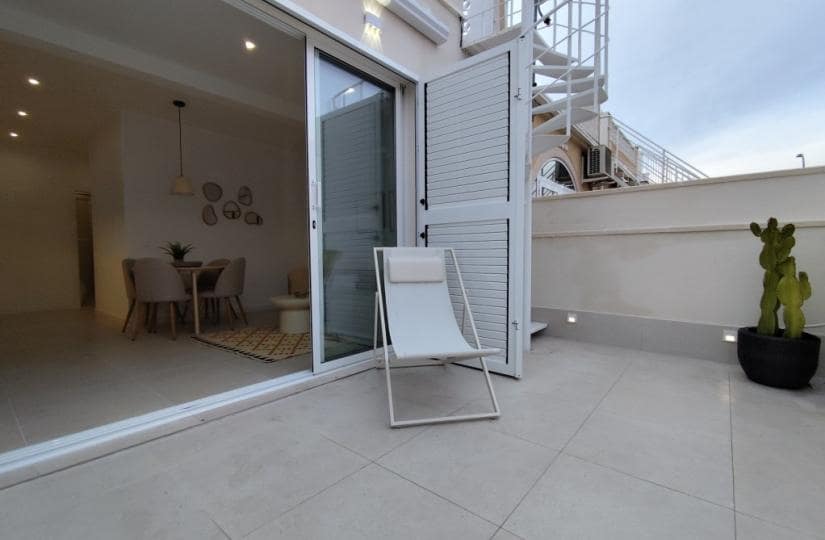 2 soveværelse Bungalow til salg i Torrevieja - € 149.000 (Ref: 9506784)