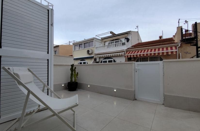 2 soveværelse Bungalow til salg i Torrevieja - € 149.000 (Ref: 9506784)