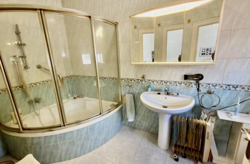 3 bedroom Villa for sale in Pueblo Bravo with pool garage - € 460,000 (Ref: 9511905)