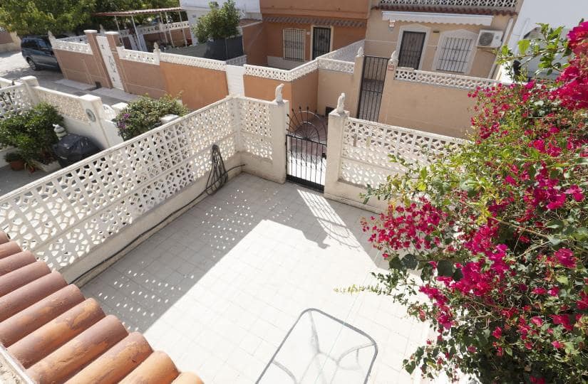 3 slaapkamer Bungalow te koop in Torrevieja - € 149.000 (Ref: 9518280)