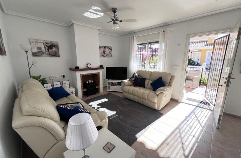 3 soveværelse Semi-Rækkehus til salg i Orihuela Costa - € 240.000 (Ref: 9518281)