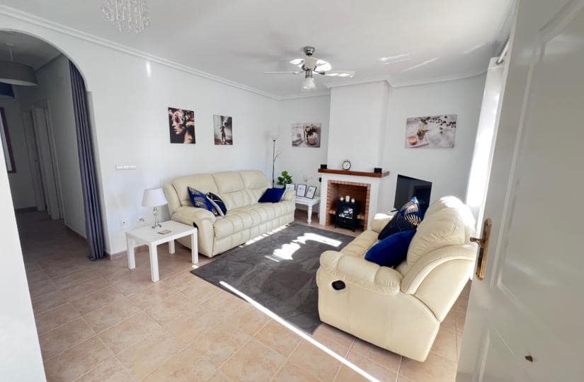 3 soveværelse Semi-Rækkehus til salg i Orihuela Costa - € 240.000 (Ref: 9518281)