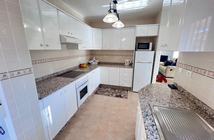 3 soveværelse Semi-Rækkehus til salg i Orihuela Costa - € 240.000 (Ref: 9518281)