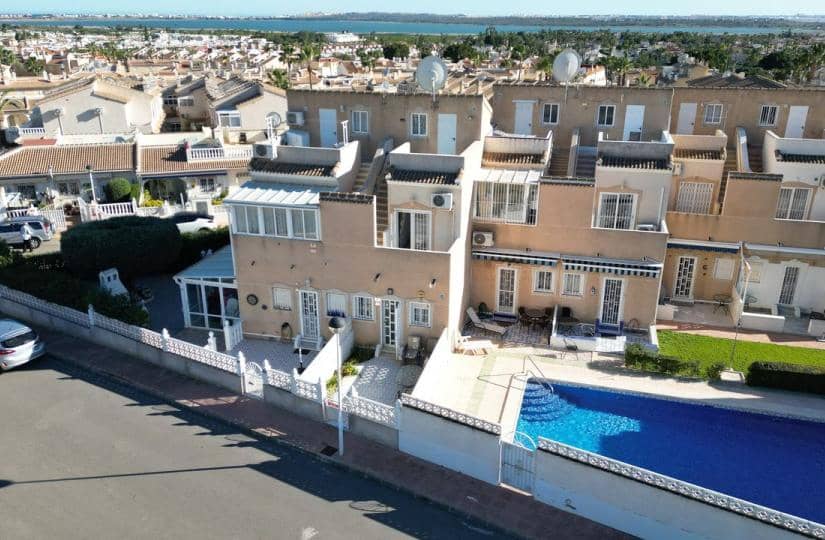 2 Zimmer Haus zu verkaufen in Ciudad Quesada mit Pool Garage - 169.950 € (Ref: 9518513)