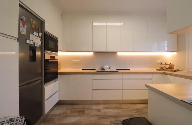 4 slaapkamer Villa te koop in Villamartin, Orihuela met zwembad garage - € 434.950 (Ref: 9521074)