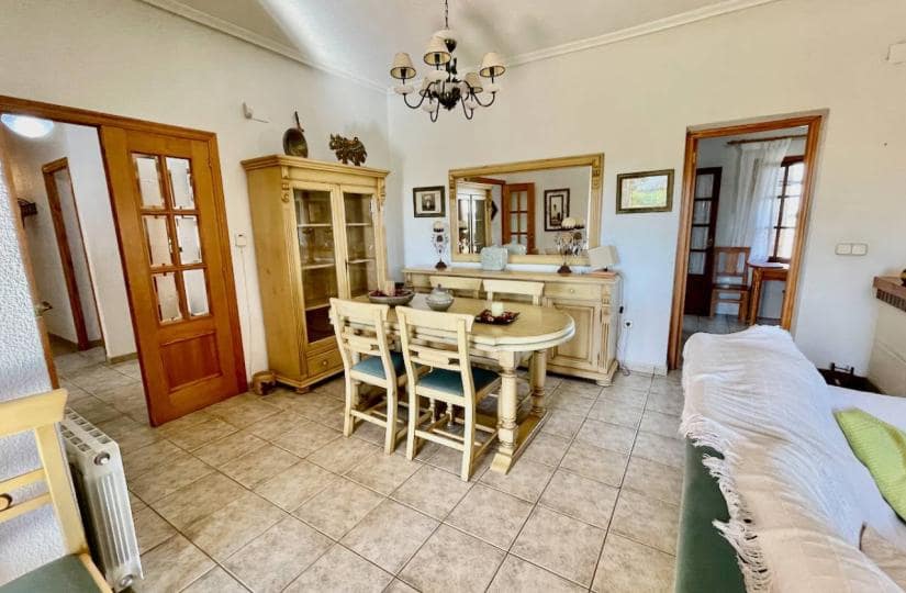 4 slaapkamer Finca/Landhuis te koop in Daya Nueva met garage - € 320.000 (Ref: 9521075)