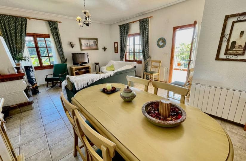 4 slaapkamer Finca/Landhuis te koop in Daya Nueva met garage - € 320.000 (Ref: 9521075)