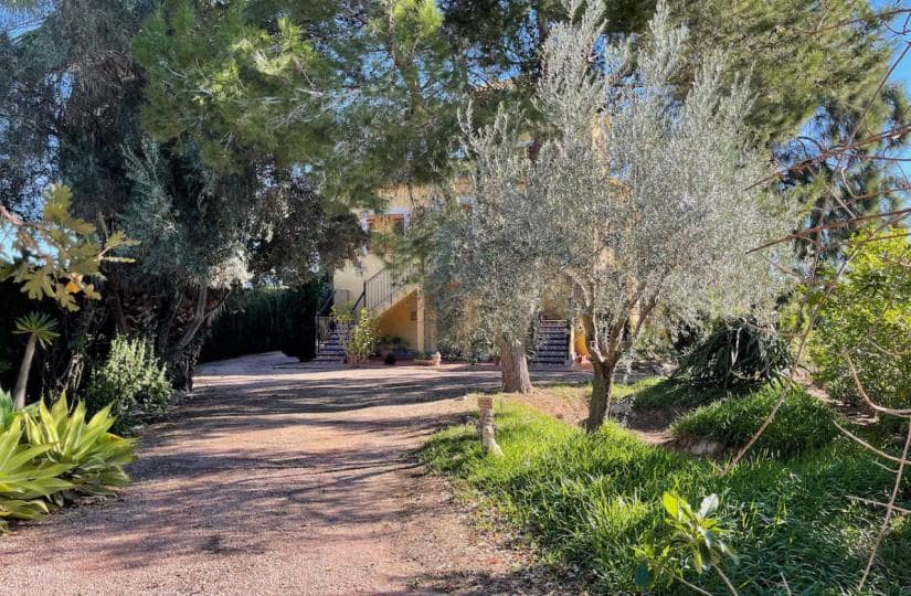 4 slaapkamer Finca/Landhuis te koop in Daya Nueva met garage - € 320.000 (Ref: 9521075)