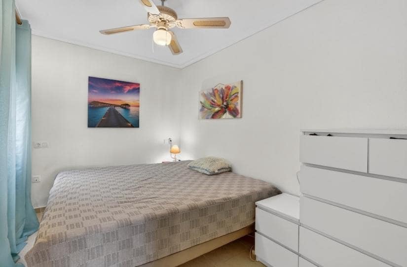 3 soveværelse Lejlighed til salg i Gran Alacant med swimmingpool - € 199.000 (Ref: 9521105)