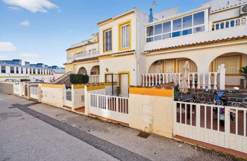 3 soveværelse Lejlighed til salg i Gran Alacant med swimmingpool - € 199.000 (Ref: 9521105)