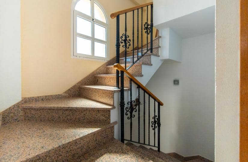 3 bedroom Villa for sale in Torrevieja with garage - € 420,000 (Ref: 9521106)