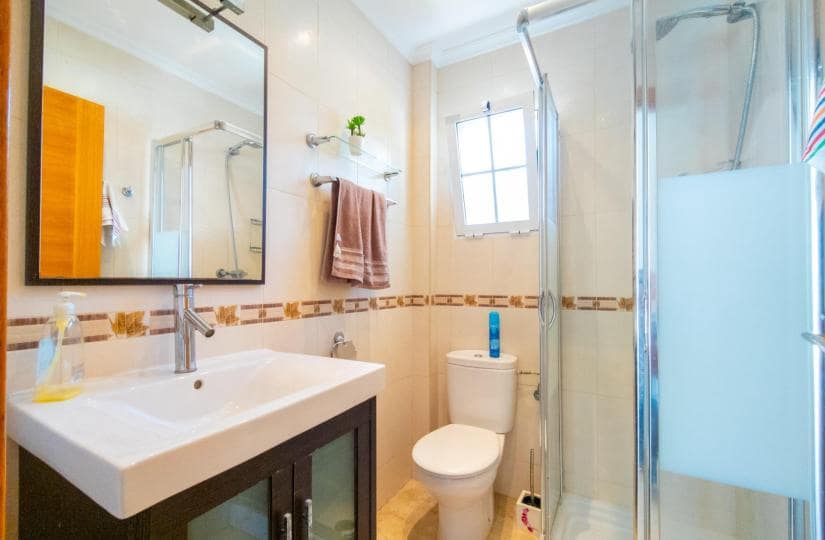 3 bedroom Villa for sale in Torrevieja with garage - € 420,000 (Ref: 9521106)