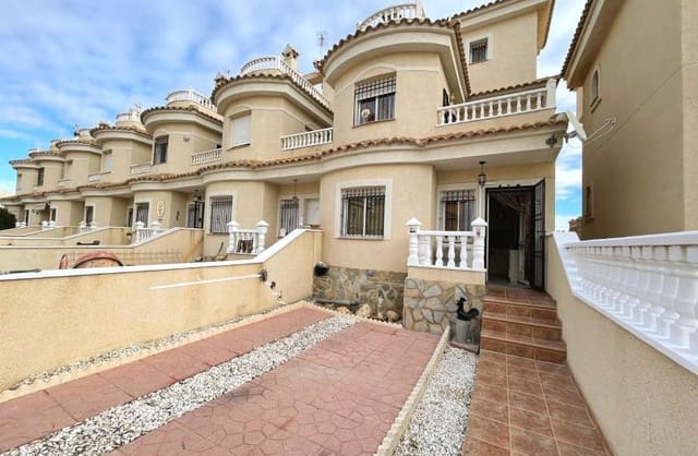3 bedroom Townhouse for sale in Ciudad Quesada, Rojales with garage - € 209,000 (Ref: 9523671)