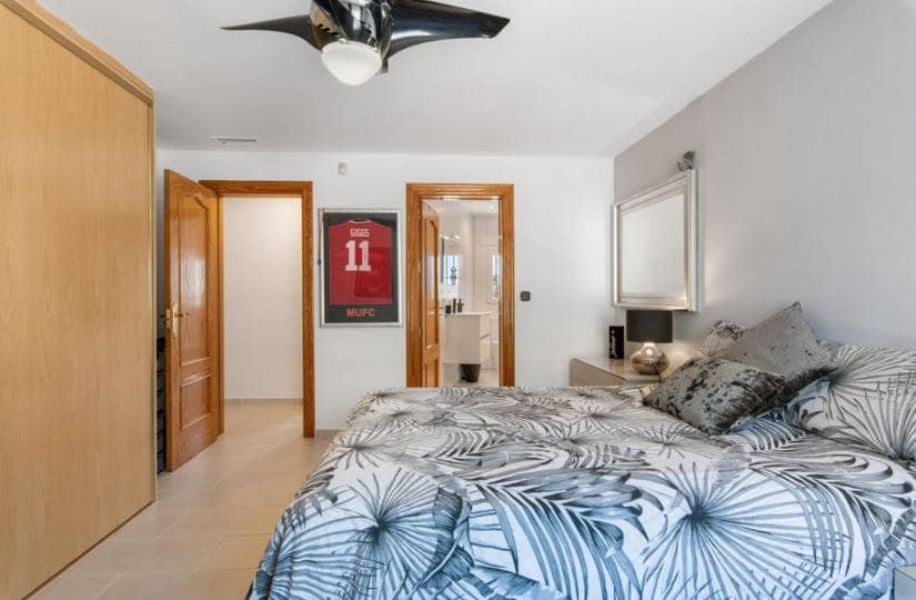 4 sovrum Finca/Hus på landet till salu i Catral med pool garage - 565 000 € (Ref: 9523672)