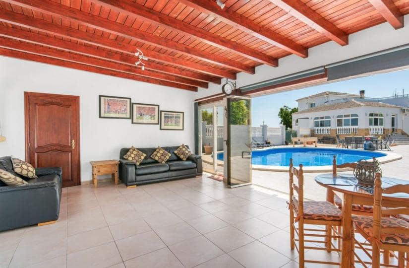 4 sovrum Finca/Hus på landet till salu i Catral med pool garage - 565 000 € (Ref: 9523672)