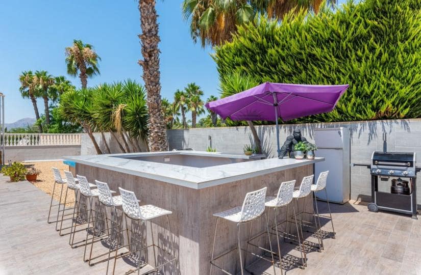 4 sovrum Finca/Hus på landet till salu i Catral med pool garage - 565 000 € (Ref: 9523672)