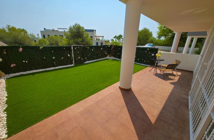 Apartamento de 2 habitaciones en Orihuela Costa en venta con piscina garaje - 199.999 € (Ref: 9523673)