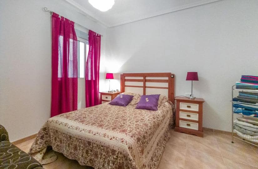 2 quarto Apartamento para venda em Torrevieja - 140 000 € (Ref: 9525820)