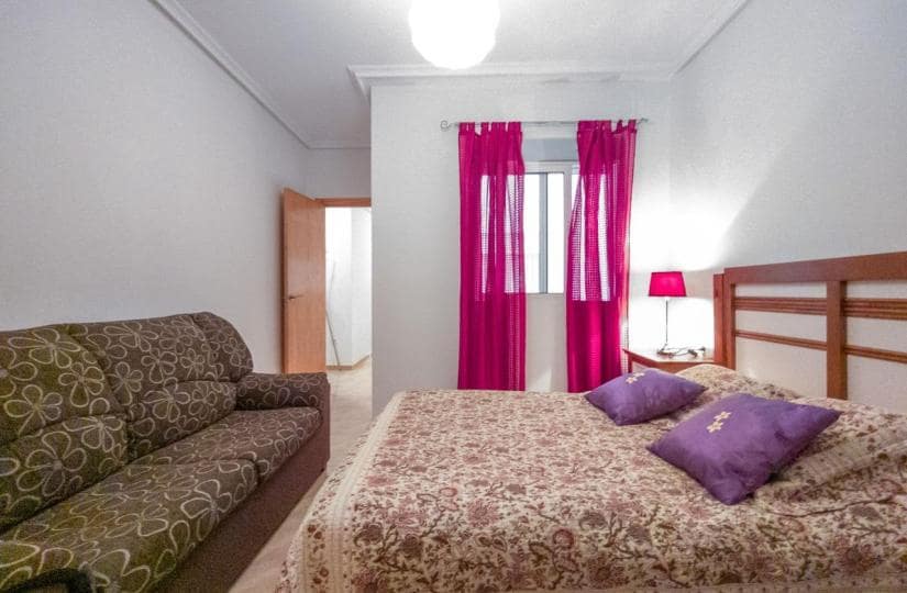 2 quarto Apartamento para venda em Torrevieja - 140 000 € (Ref: 9525820)