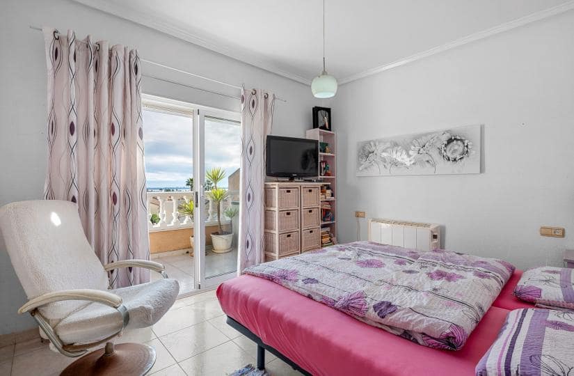 2 slaapkamer Huis te koop in Dona Pepa met zwembad garage - € 189.000 (Ref: 9535307)