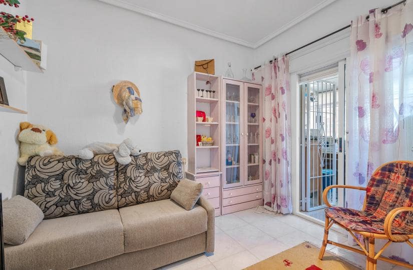 2 slaapkamer Huis te koop in Dona Pepa met zwembad garage - € 189.000 (Ref: 9535307)