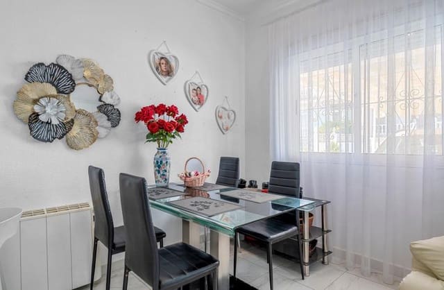 2 slaapkamer Huis te koop in Doña Pepa, Rojales met zwembad garage - € 189.000 (Ref: 9535307)