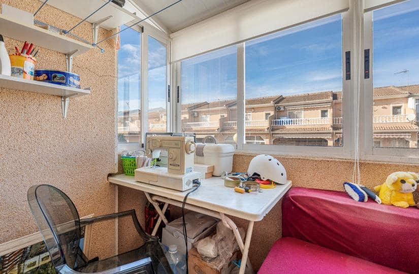 2 slaapkamer Huis te koop in Dona Pepa met zwembad garage - € 189.000 (Ref: 9535307)