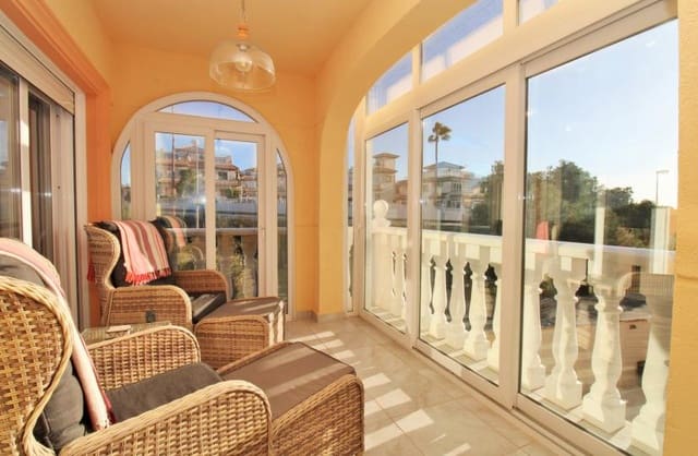 4 sovrum Villa till salu i La Zenia, Orihuela med pool - 399 950 € (Ref: 9535384)