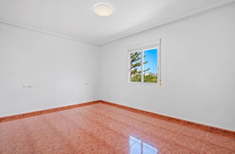 4 chambre Finca/Maison de Campagne à vendre à Dolores avec piscine garage - 560 000 € (Ref: 9539703)