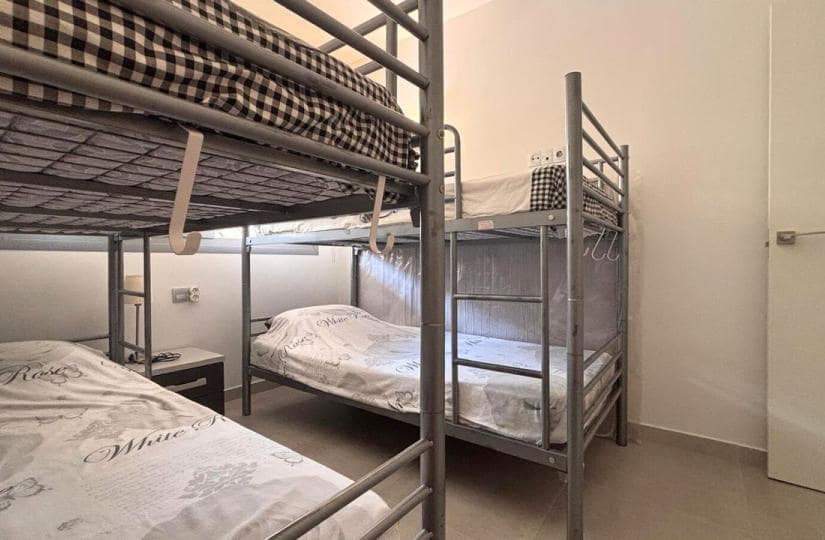 2 soveværelse Lejlighed til salg i La Veleta med swimmingpool garage - € 253.000 (Ref: 9540846)