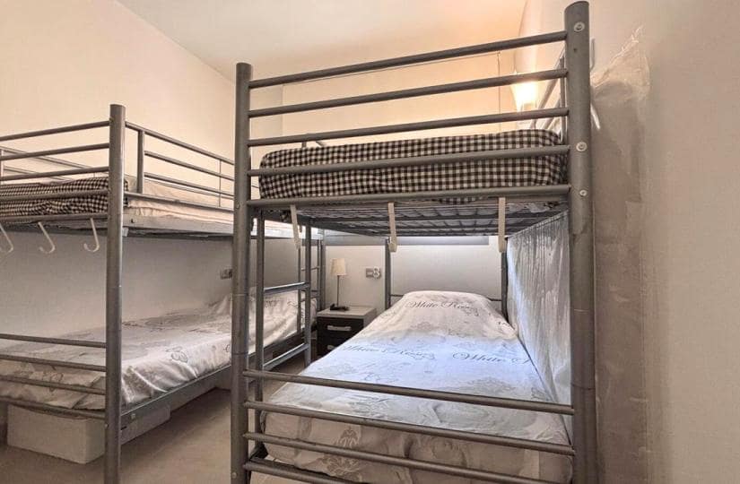 2 soveværelse Lejlighed til salg i La Veleta med swimmingpool garage - € 253.000 (Ref: 9540846)