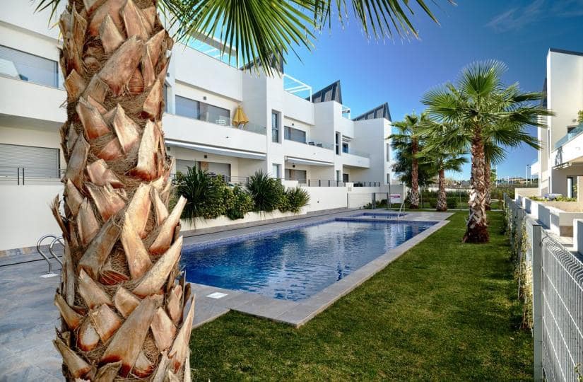 2 soveværelse Lejlighed til salg i La Veleta med swimmingpool garage - € 253.000 (Ref: 9540846)