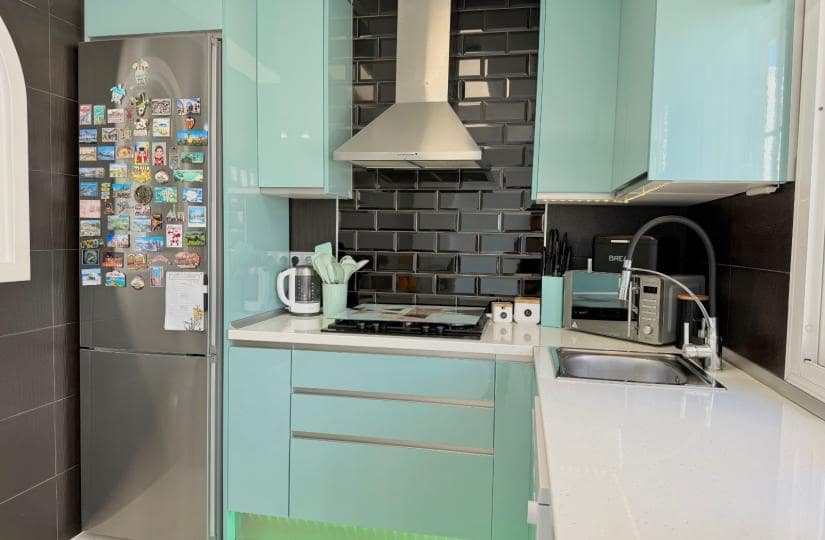 3 makuuhuone Paritalo myytävänä paikassa Dona Pepa mukana uima-altaan - 299 000 € (Ref: 9542725)