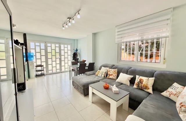 3 makuuhuone Paritalo myytävänä paikassa Doña Pepa, Rojales mukana uima-altaan - 299 000 € (Ref: 9542725)