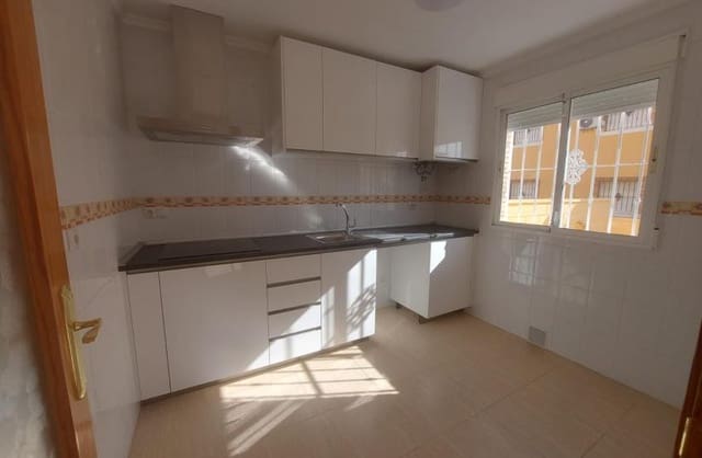 3 slaapkamer Halfvrijstaande villa te koop in Ciudad Quesada, Rojales met zwembad garage - € 289.000 (Ref: 9550337)