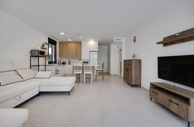 Chalet de 3 habitaciones en Pinar de Campoverde, Pilar de la Horadada en venta con piscina garaje - 410.000 € (Ref: 9550520)