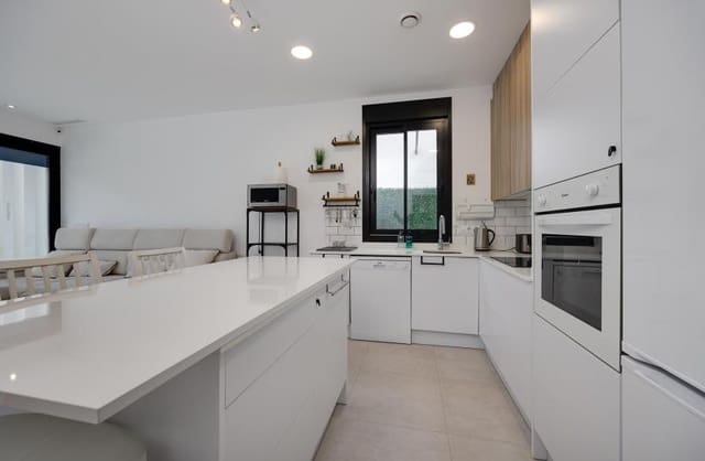 Chalet de 3 habitaciones en Pinar de Campoverde, Pilar de la Horadada en venta con piscina garaje - 410.000 € (Ref: 9550520)