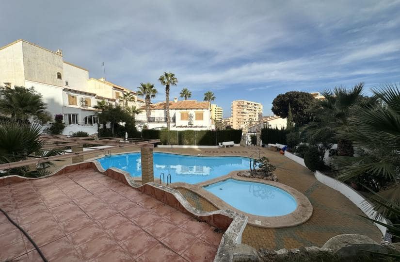 2 soveværelse Lejlighed til salg i La Mata med swimmingpool garage - € 159.000 (Ref: 9550522)
