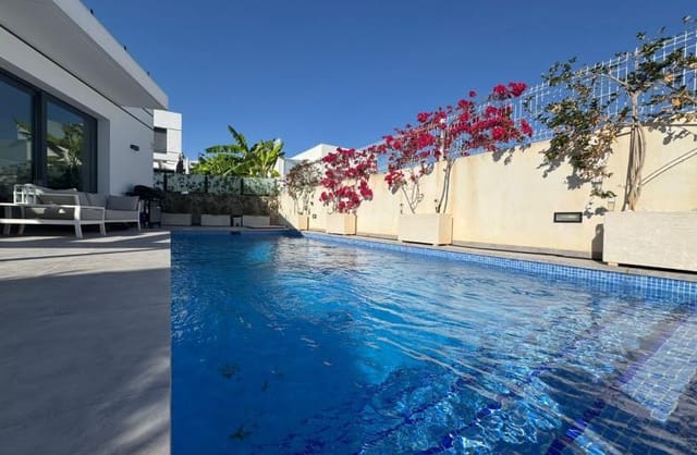 4 quarto Moradia para venda em Pueblo Lucero, Rojales com piscina - 499 077 € (Ref: 9576238)