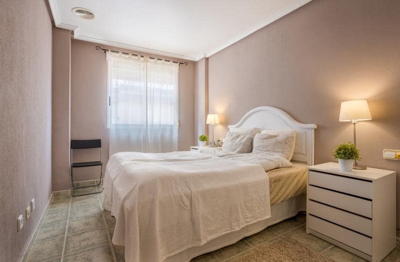 2 slaapkamer Halfvrijstaande villa te koop in Guardamar del Segura met zwembad garage - € 299.900 (Ref: 9638873)